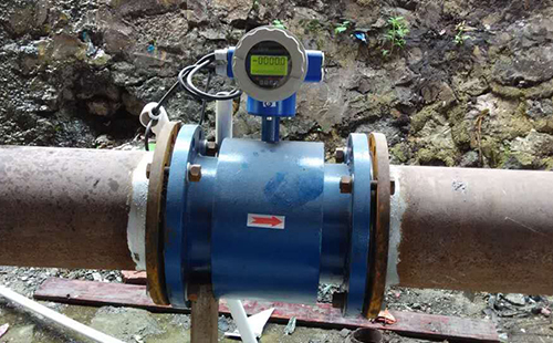 水電磁流量計現(xiàn)場安裝使用圖